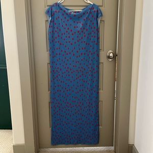 size medium, limited edition, zara dress no longer sold online.